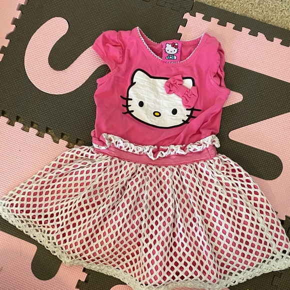 Hello Kitty Dress Girls - Picture 1 of 4